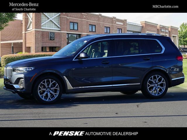 2022 BMW X7 xDrive40i