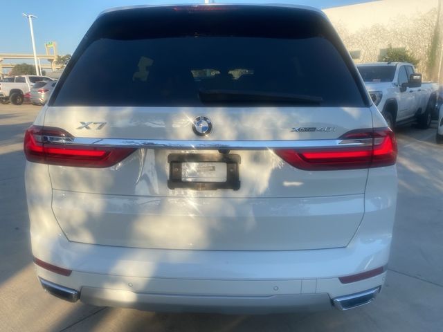 2022 BMW X7 xDrive40i