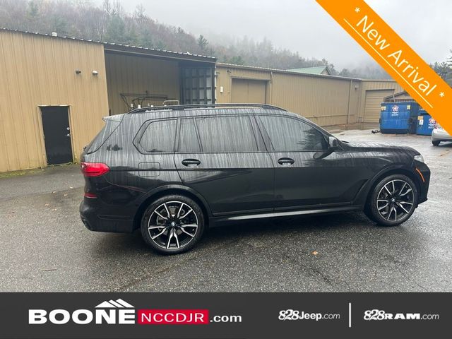 2022 BMW X7 xDrive40i