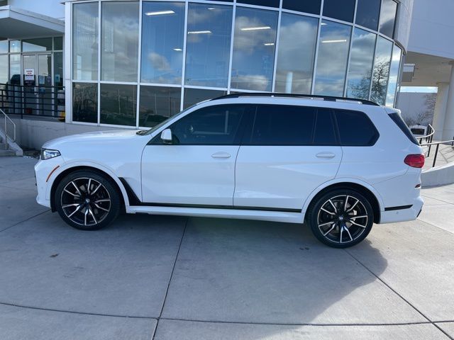 2022 BMW X7 xDrive40i