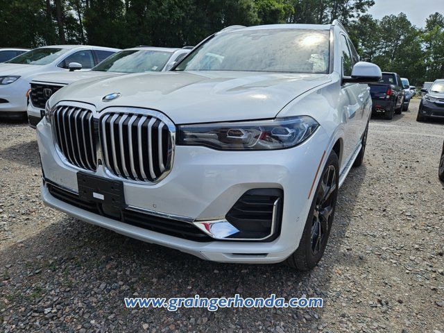 2022 BMW X7 xDrive40i