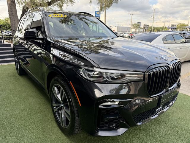 2022 BMW X7 xDrive40i