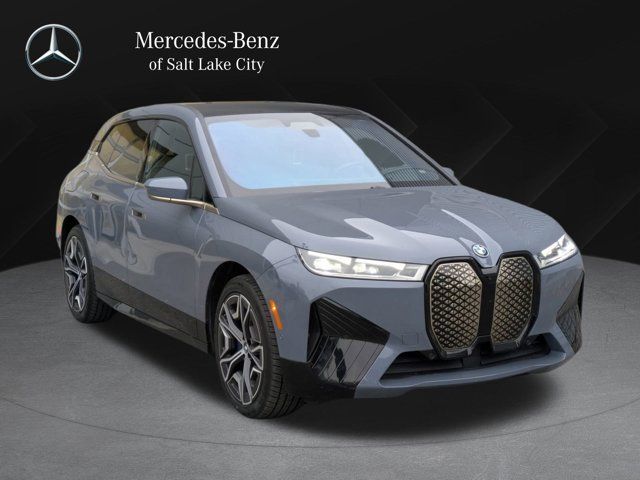 2022 BMW iX xDrive50