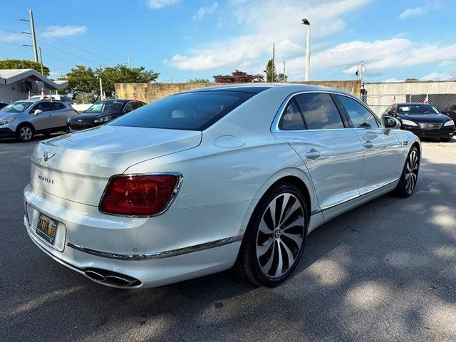 2022 Bentley Flying Spur V8