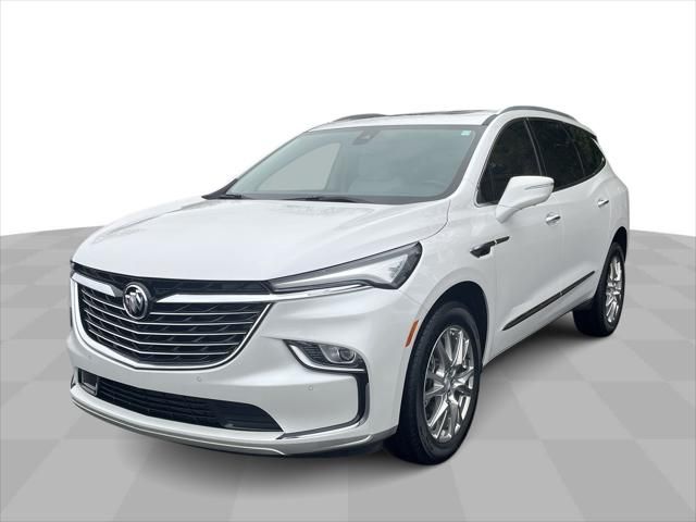 2022 Buick Enclave Essence