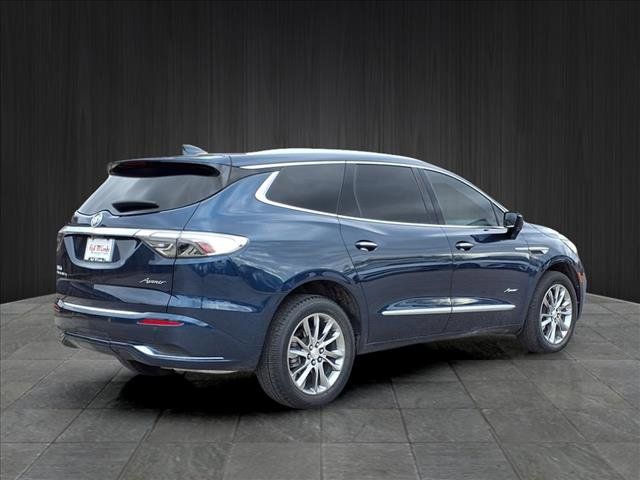 2022 Buick Enclave Avenir