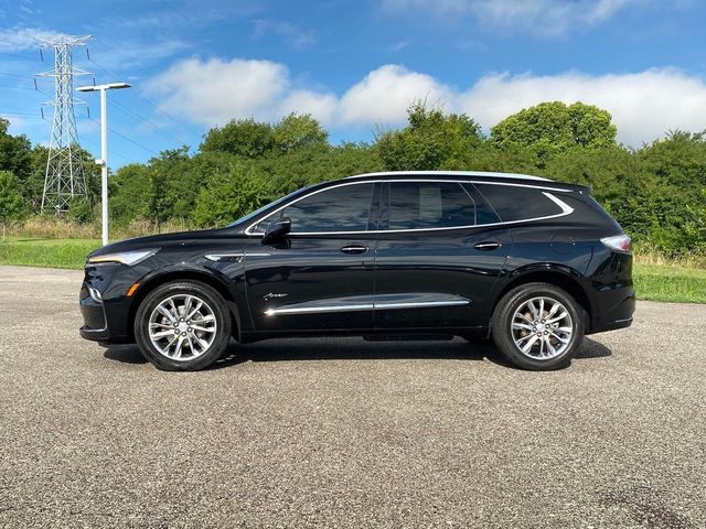 2022 Buick Enclave Avenir