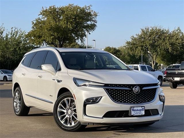 2022 Buick Enclave Avenir