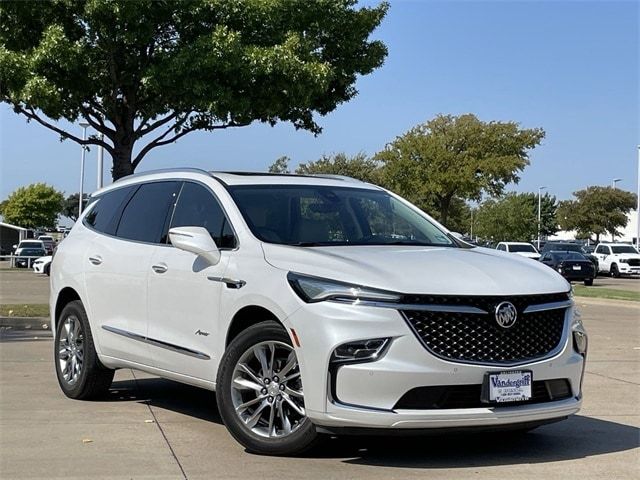 2022 Buick Enclave Avenir