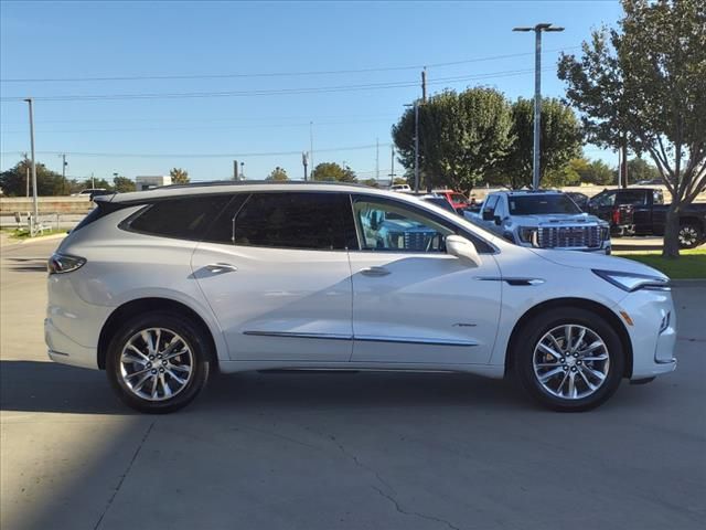 2022 Buick Enclave Avenir