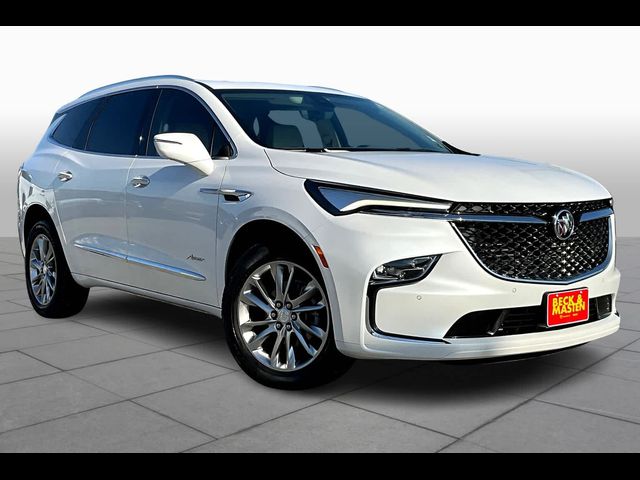 2022 Buick Enclave Avenir