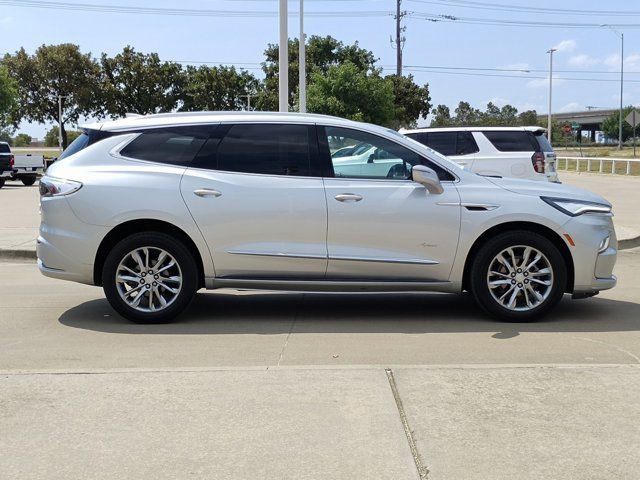 2022 Buick Enclave Avenir