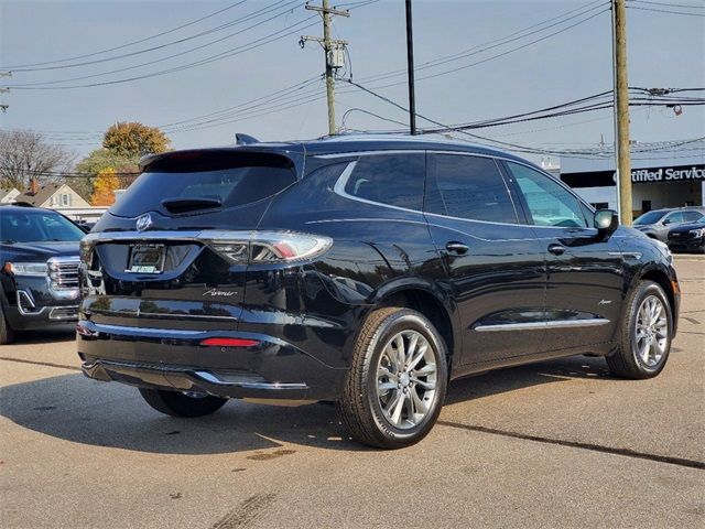 2022 Buick Enclave Avenir