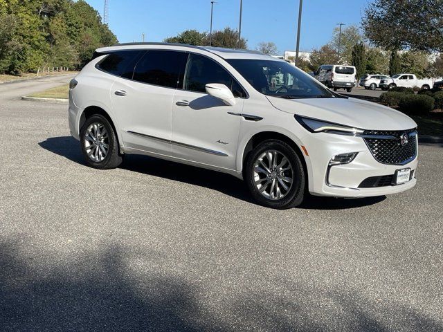 2022 Buick Enclave Avenir