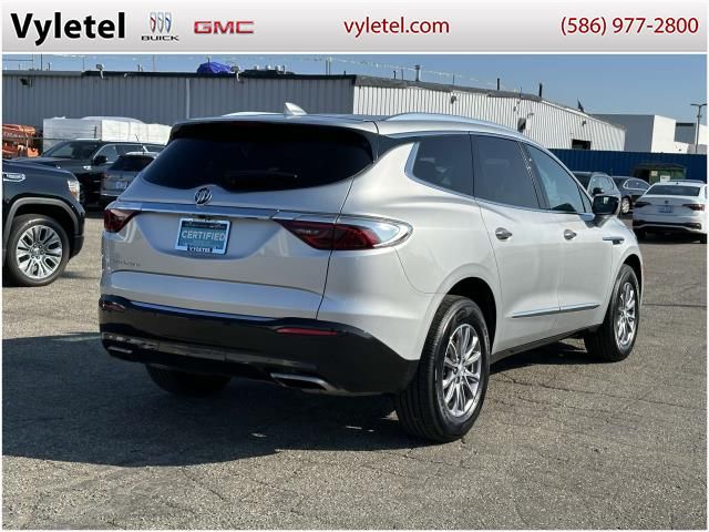 2022 Buick Enclave Essence