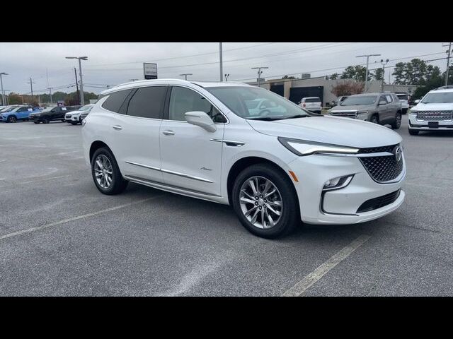 2022 Buick Enclave Avenir