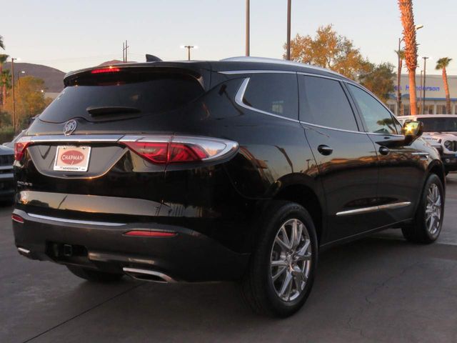 2022 Buick Enclave Essence