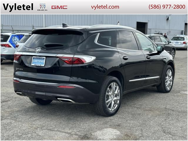 2022 Buick Enclave Essence