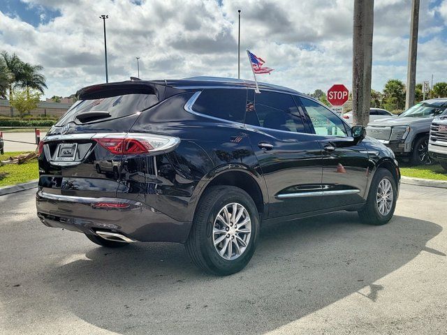 2022 Buick Enclave Essence