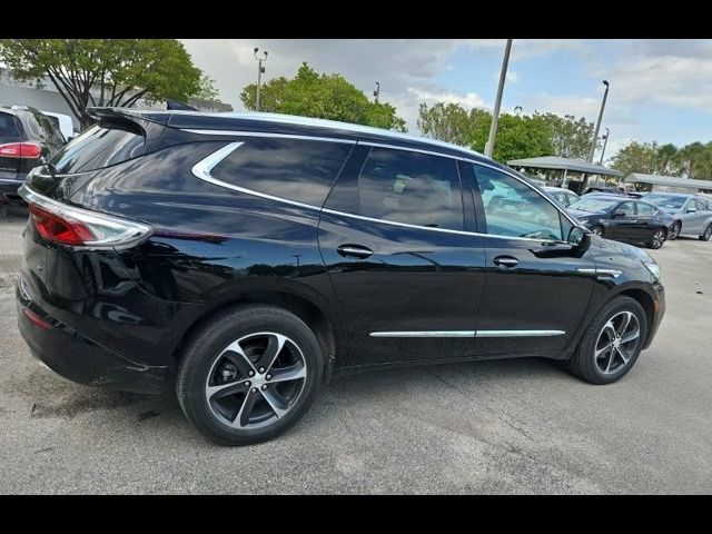 2022 Buick Enclave Essence