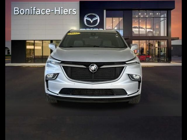 2022 Buick Enclave Essence