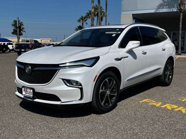 2022 Buick Enclave Essence