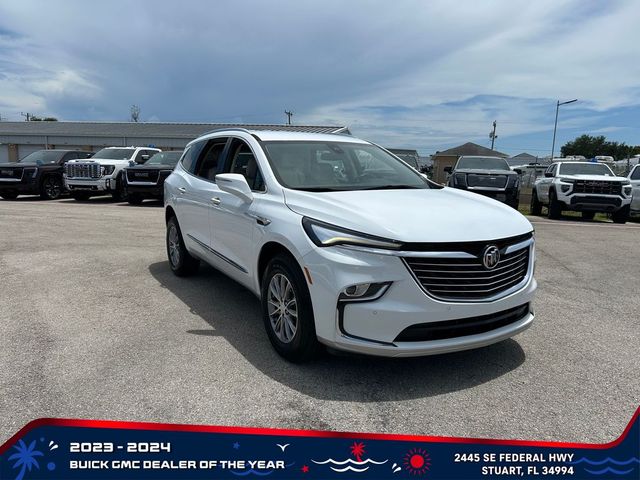 2022 Buick Enclave Essence