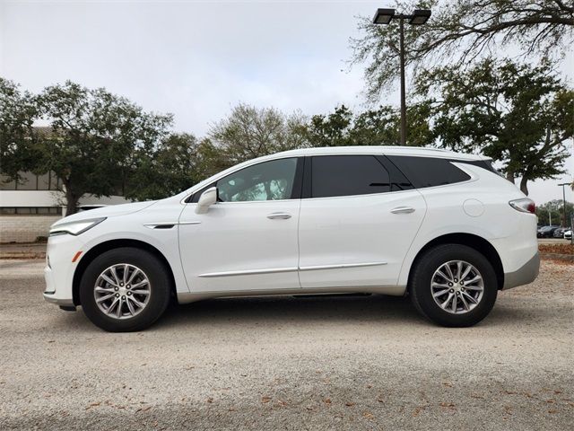 2022 Buick Enclave Essence