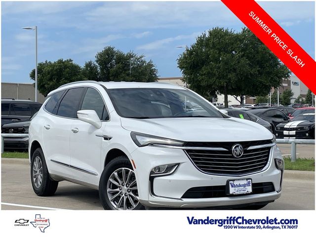 2022 Buick Enclave Essence