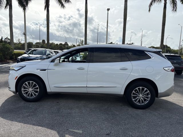 2022 Buick Enclave Essence