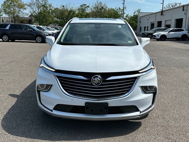2022 Buick Enclave Essence