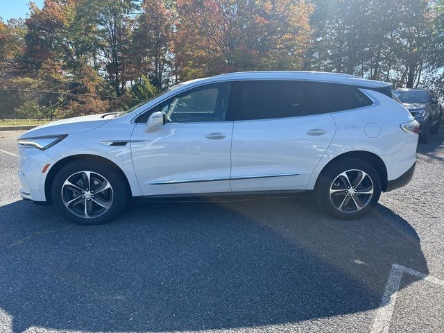 2022 Buick Enclave Essence