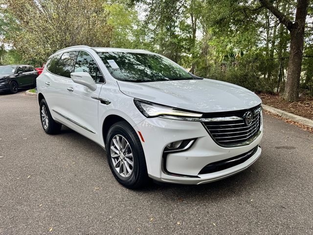 2022 Buick Enclave Essence