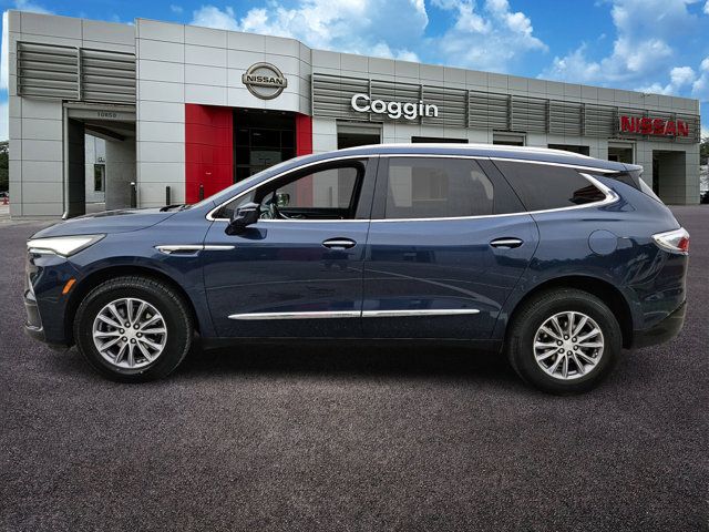 2022 Buick Enclave Essence