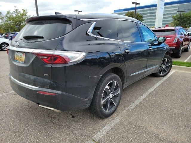 2022 Buick Enclave Essence