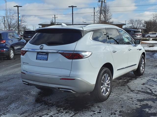 2022 Buick Enclave Essence