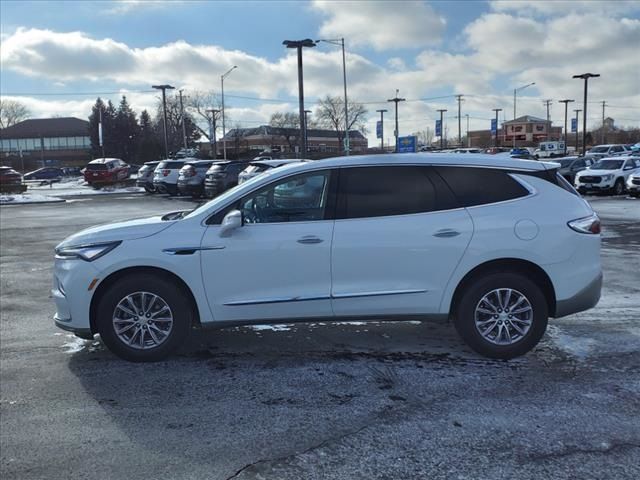 2022 Buick Enclave Essence