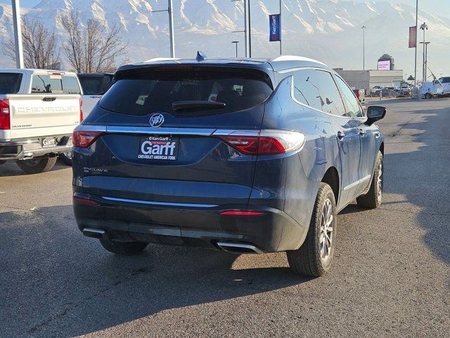 2022 Buick Enclave Essence