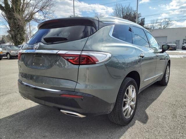 2022 Buick Enclave Essence