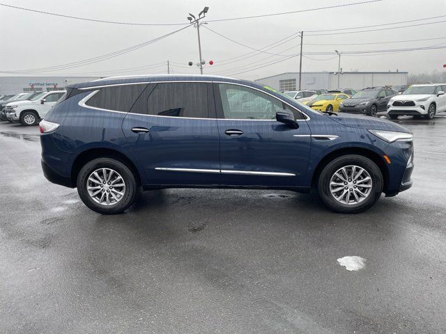 2022 Buick Enclave Essence