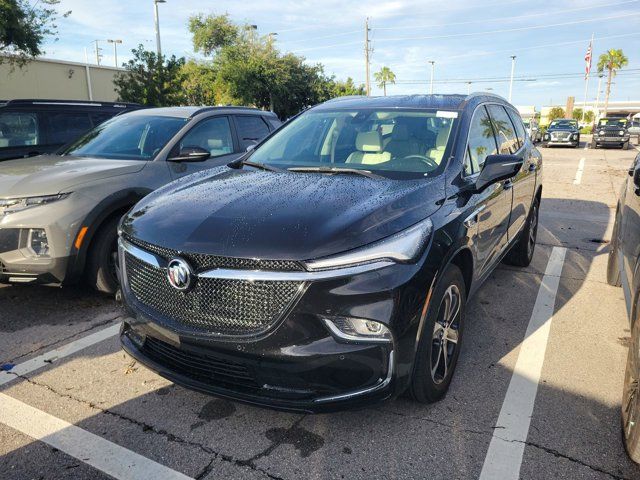 2022 Buick Enclave Essence