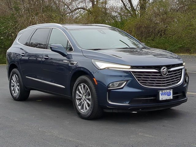 2022 Buick Enclave Essence