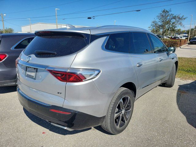 2022 Buick Enclave Essence