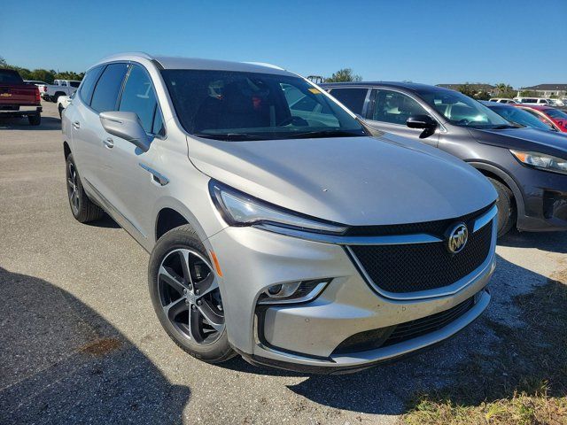 2022 Buick Enclave Essence