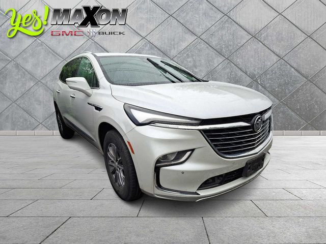 2022 Buick Enclave Essence