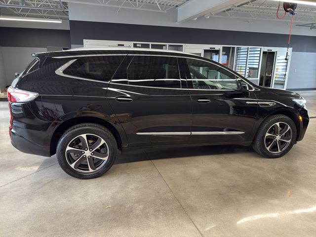 2022 Buick Enclave Essence