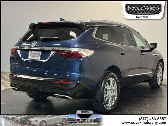 2022 Buick Enclave Essence