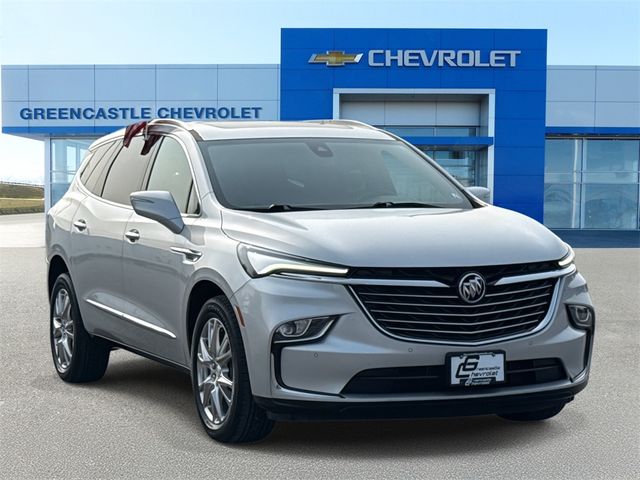 2022 Buick Enclave Essence