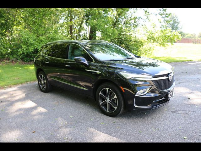 2022 Buick Enclave Essence