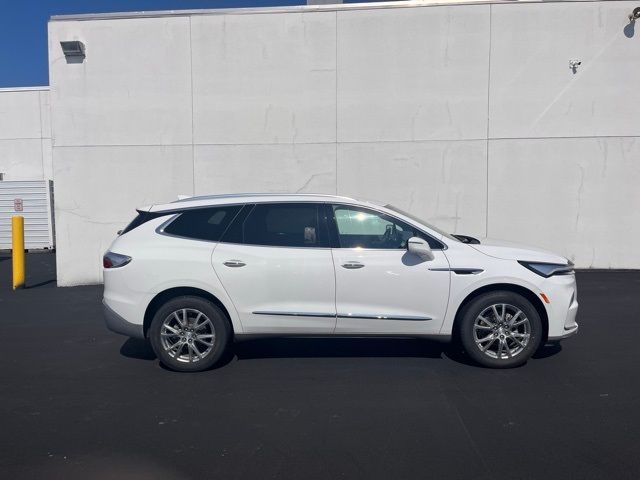 2022 Buick Enclave Premium